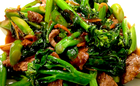 Stir Fry Chinese Broccoli with Flank Steak 芥蘭炒牛肉