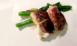 Steamed Chicken with Chinese Ham and Shiitake Mushrooms 金華火腿玉樹蒸雞