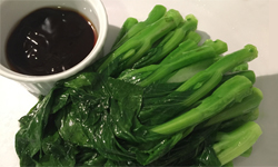 Choi Sum, Chinese Mustard Green with Oyster Sauce 蠔油菜心